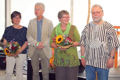 Pastor Andreas Günther (l.) mit Frau Barbara und Pastor Thomas Günther mit Frau Claudia